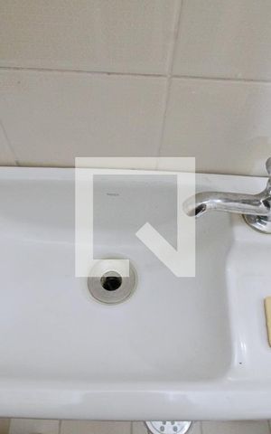 Apartamento à venda com 198m², 4 quartos e 4 vagas Apartamento à venda com 198m², 4 quartos e 4 vagasBanheiro de serviço