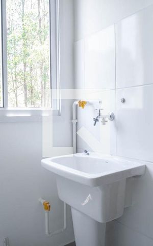 Apartamento à venda com 42m², 2 quartos e sem vaga Apartamento à venda com 42m², 2 quartos e sem vagaÁrea de Serviço