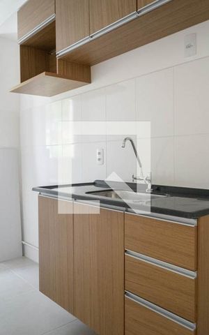 Apartamento à venda com 42m², 2 quartos e sem vaga Apartamento à venda com 42m², 2 quartos e sem vagaCozinha