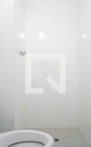 Apartamento à venda com 42m², 2 quartos e sem vaga Apartamento à venda com 42m², 2 quartos e sem vagaBanheiro