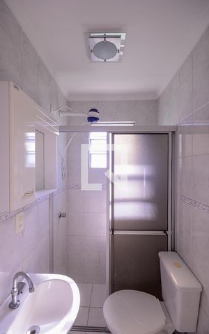 Casa para alugar com 30m², 1 quarto e sem vagaBanheiro
