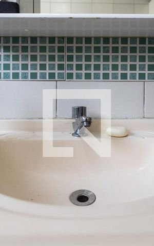 Casa para alugar com 60m², 2 quartos e sem vagaBanheiro
