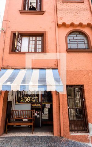 Casa para alugar com 60m², 2 quartos e sem vagaFachada