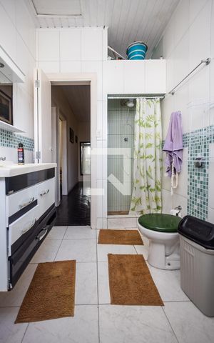 Casa para alugar com 60m², 2 quartos e sem vagaBanheiro