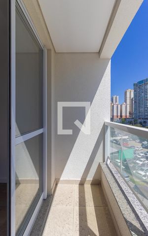 Apartamento para alugar com 33m², 1 quarto e 1 vaga Apartamento para alugar com 33m², 1 quarto e 1 vagaSacada