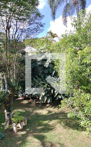 Casa para alugar com 274m², 4 quartos e 4 vagas Casa para alugar com 274m², 4 quartos e 4 vagasVista do Quarto 1