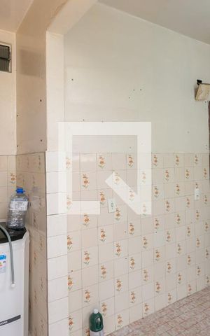 Casa à venda com 58m², 2 quartos e 1 vaga Casa à venda com 58m², 2 quartos e 1 vagaCozinha
