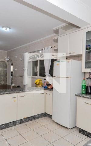 Casa para alugar com 280m², 3 quartos e 6 vagasCozinha