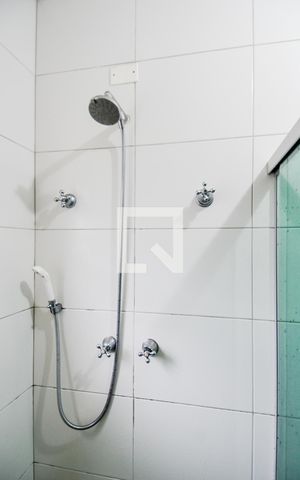 Casa para alugar com 280m², 3 quartos e 6 vagasBanheiro da Suíte