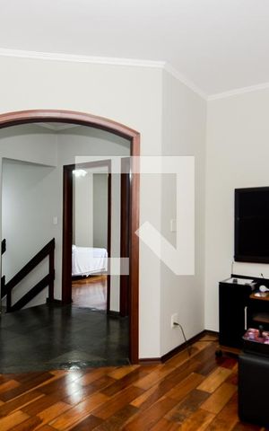 Casa para alugar com 280m², 3 quartos e 6 vagasSala Íntima