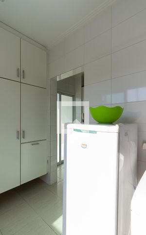 Casa à venda com 220m², 3 quartos e 3 vagasÁrea de Serviço