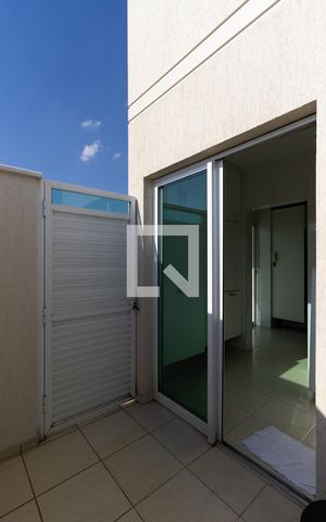 Casa à venda com 220m², 3 quartos e 3 vagasÁrea de Serviço
