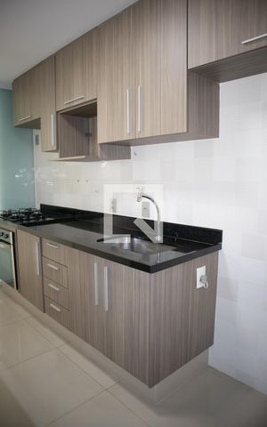 Apartamento à venda com 78m², 2 quartos e 1 vagaCozinha
