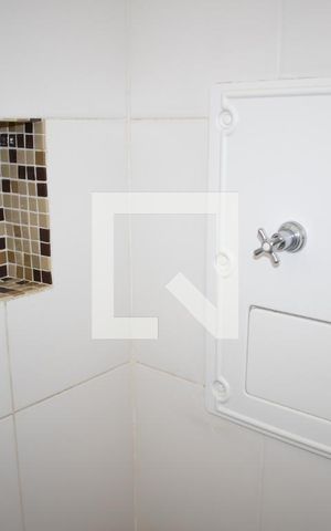 Apartamento à venda com 78m², 2 quartos e 1 vagaBanheiro do Quarto 2