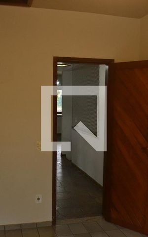 Casa de condomínio à venda com 350m², 5 quartos e 3 vagasQuarto 5