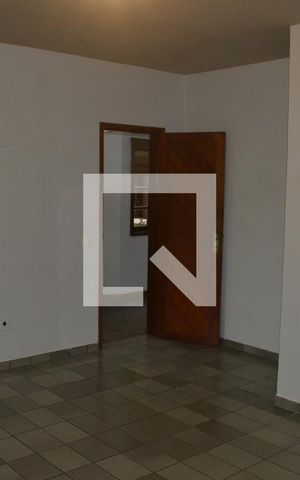 Casa de condomínio à venda com 350m², 5 quartos e 3 vagasSuíte Canadense 2