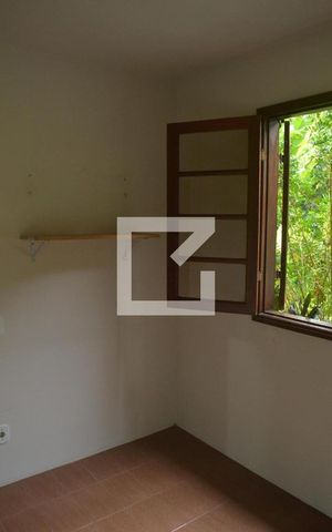 Casa de condomínio à venda com 350m², 5 quartos e 3 vagasQuarto de Serviço