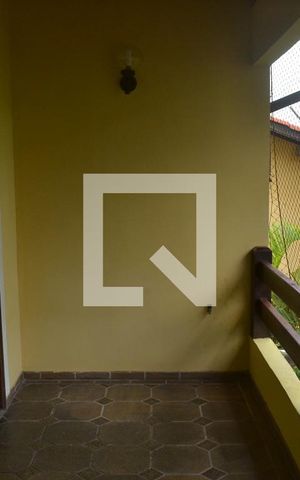 Casa de condomínio à venda com 350m², 5 quartos e 3 vagasVaranda da Suíte Canadense 2