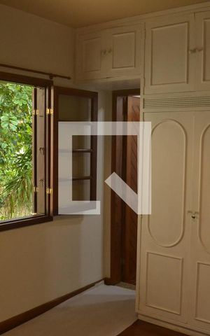 Casa de condomínio à venda com 350m², 5 quartos e 3 vagasSuíte 2