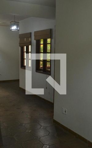 Casa de condomínio à venda com 350m², 5 quartos e 3 vagasSala 3