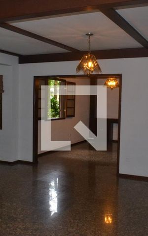 Casa de condomínio à venda com 350m², 5 quartos e 3 vagasSala 1 e Sala 2