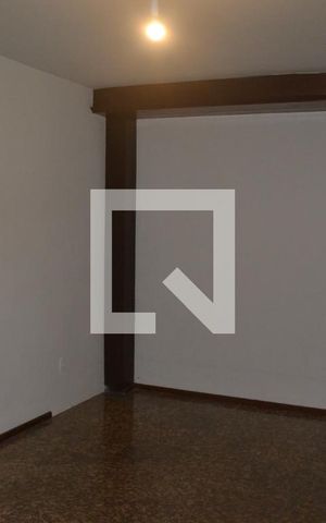 Casa de condomínio à venda com 350m², 5 quartos e 3 vagasEscritório