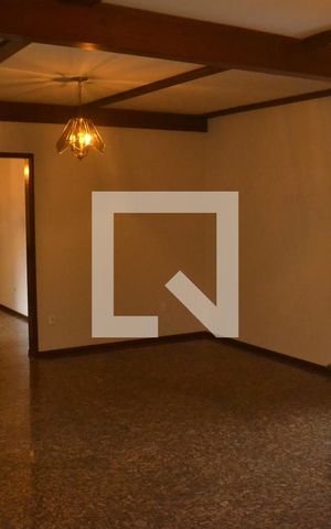 Casa de condomínio à venda com 350m², 5 quartos e 3 vagasSala 1