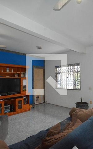 Casa à venda com 301m², 3 quartos e 5 vagasSala