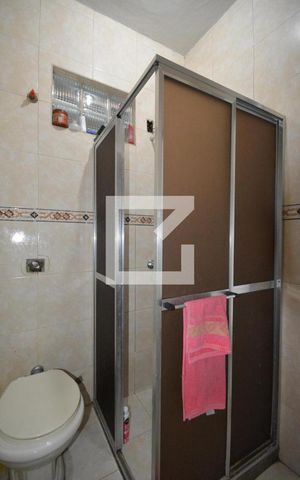 Casa à venda com 301m², 3 quartos e 5 vagasBanheiro da 2 suite
