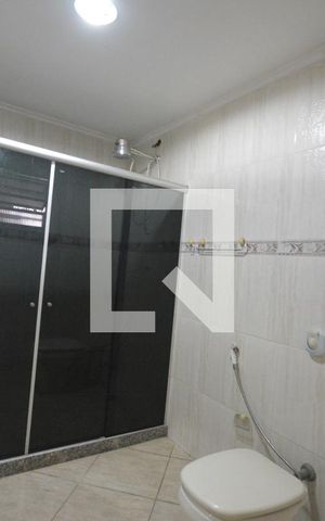 Casa à venda com 301m², 3 quartos e 5 vagasBanheiro da suite 2
