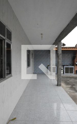 Casa à venda com 301m², 3 quartos e 5 vagas     Varanda da Sala 
