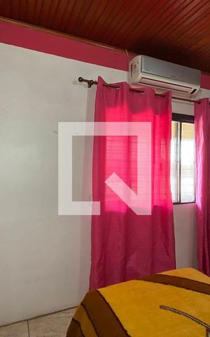 Casa à venda com 140m², 2 quartos e 3 vagasQuarto 2 