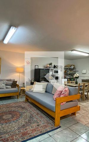 Casa à venda com 190m², 2 quartos e 2 vagasEdícula