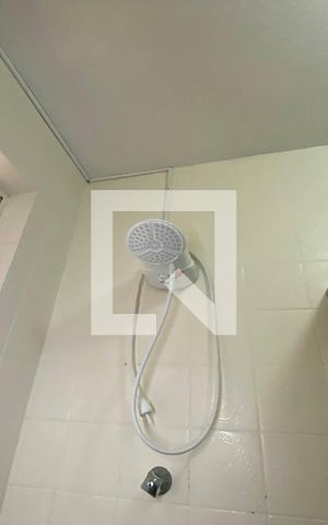 Casa à venda com 190m², 2 quartos e 2 vagasbanheiro do escritório