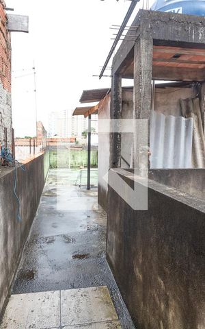 Casa à venda com 100m², 3 quartos e 1 vaga Casa à venda com 100m², 3 quartos e 1 vagaCasa 2 - área de serviço