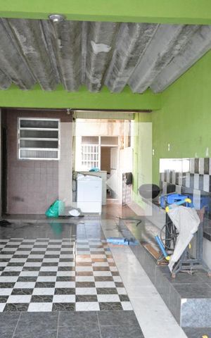 Casa à venda com 300m², 4 quartos e 6 vagasTerraço