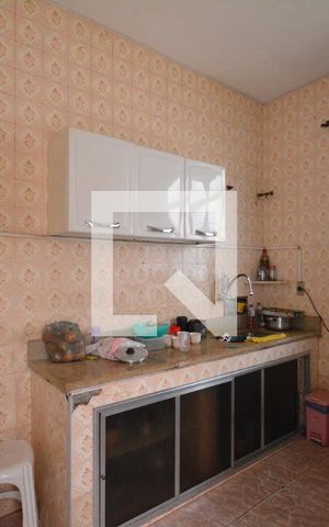 Casa à venda com 300m², 4 quartos e 6 vagasCozinha