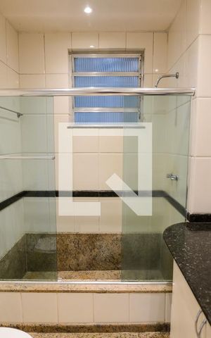 Apartamento à venda com 130m², 3 quartos e 1 vaga Apartamento à venda com 130m², 3 quartos e 1 vagaBanheiro