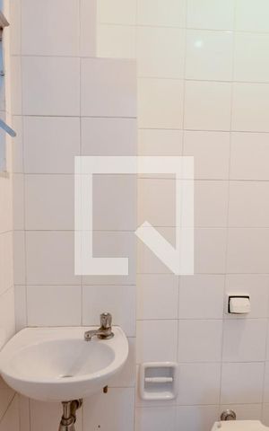 Apartamento à venda com 130m², 3 quartos e 1 vaga Apartamento à venda com 130m², 3 quartos e 1 vagaBanheiro de Serviço