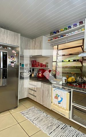 Casa à venda com 140m², 4 quartos e 2 vagasCozinha