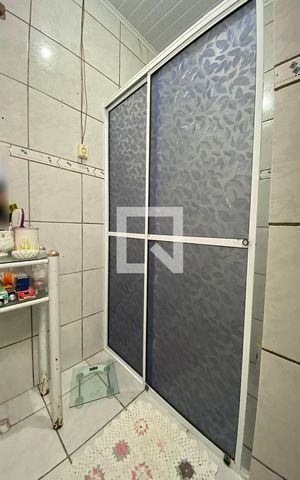 Casa à venda com 140m², 4 quartos e 2 vagasBanheiro da Suíte