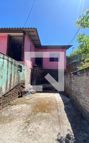 Casa à venda com 140m², 4 quartos e 2 vagasGaragem