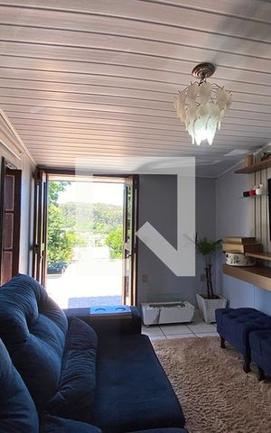 Casa à venda com 140m², 4 quartos e 2 vagasSala de Estar