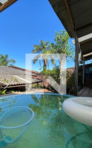 Casa à venda com 140m², 4 quartos e 2 vagasPiscina