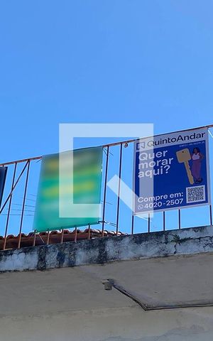 Casa à venda com 140m², 4 quartos e 2 vagasFachada