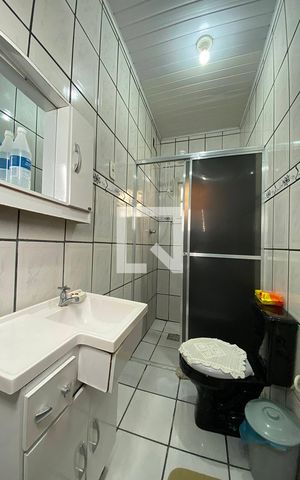 Casa à venda com 140m², 4 quartos e 2 vagasBanheiro Social
