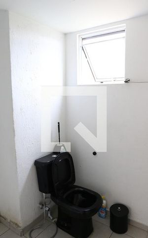 Apartamento à venda com 45m², 2 quartos e sem vagaBanheiro