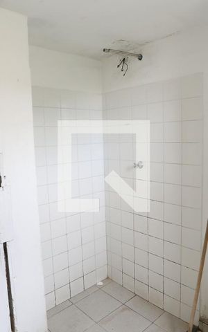 Apartamento à venda com 45m², 2 quartos e sem vagaBanheiro