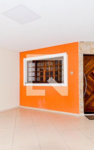 Casa à venda com 130m², 3 quartos e 2 vagasGaragem