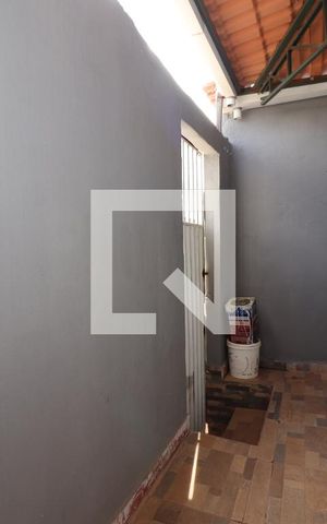 Casa para alugar com 50m², 2 quartos e sem vagaÁrea de Serviço